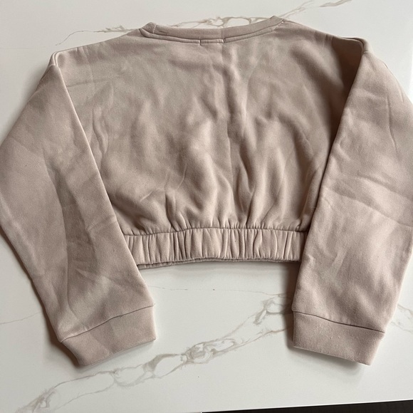 Cream Cropped Crewneck w Scrunch Waistband - Picture 4 of 4